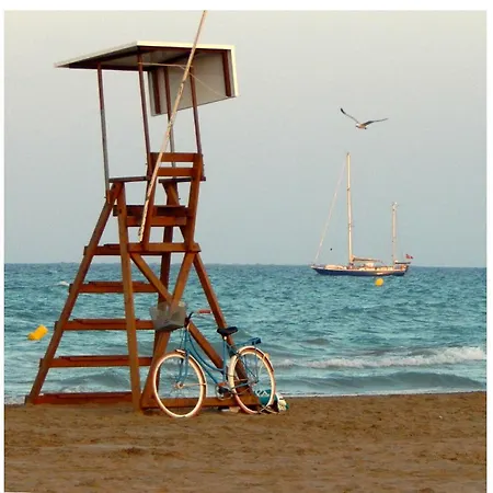 Con Terraza Frente Al Mar By Color Flats Appartement