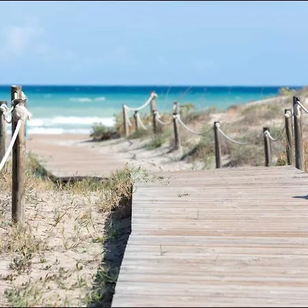 Con Terraza Frente Al Mar By Color Flats *