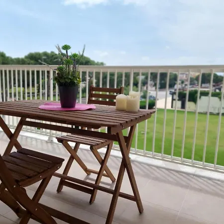Con Terraza Frente Al Mar By Color Flats Apartment