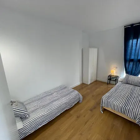 Apartment Con Terraza Frente Al Mar By Color Flats